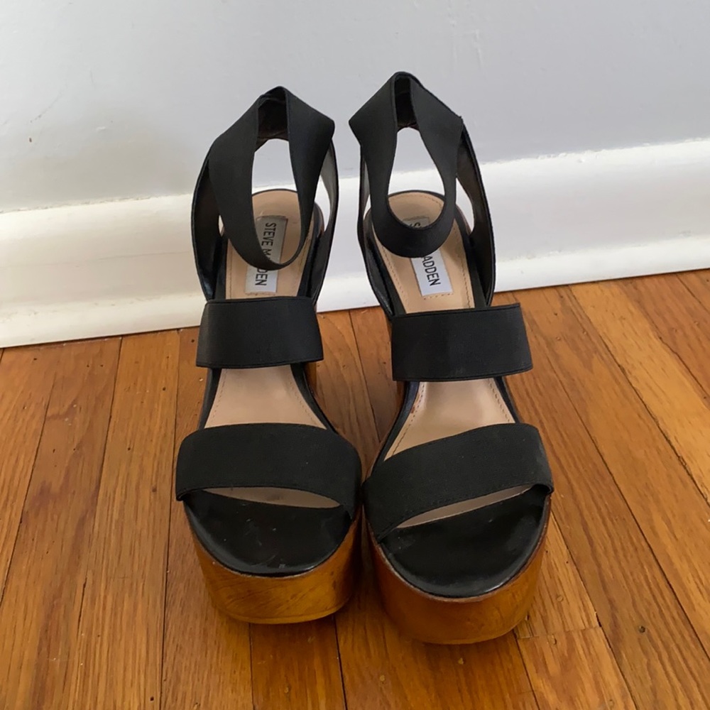 Steve Madden wedges